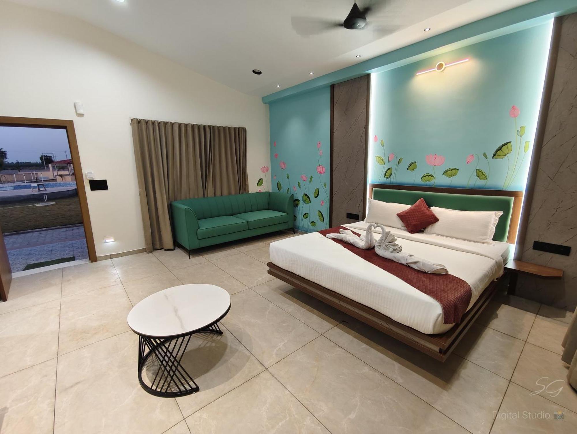 Shree Jalaram Resort Kodae Экстерьер фото